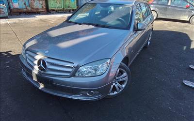 Mercedes C 220 (W204) bontott alkatrészei