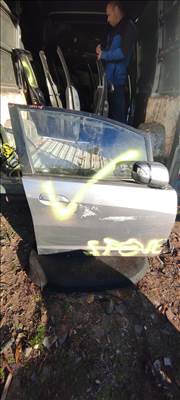 Honda Jazz III (GE) Jobb első ajtó 