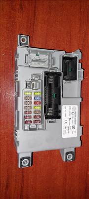 Opel Combo D 1.3 cdti biztosítéktábla 