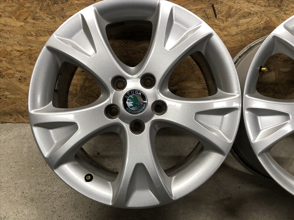 17 colos alufelni gyári Skoda Octavia 17 col 5x112 7. kép