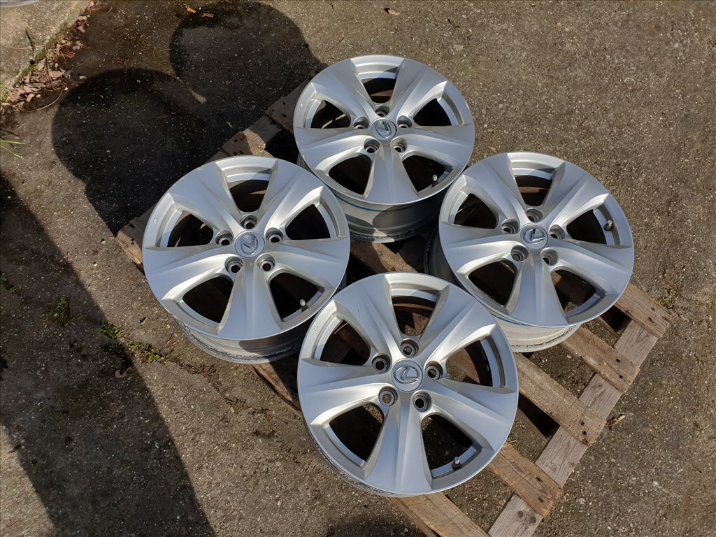 16" 5x114,3 Lexus 1. kép
