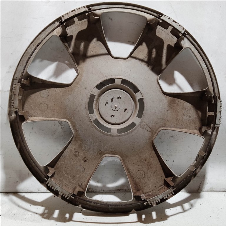 207805 Toyota Aygo 14"-os dísztárcsa a képen látható állapotban 426020h010 3. kép