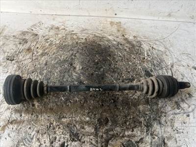 BMW 1 Bal Féltengely