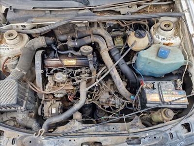 Volkswagen Passat B3 16 TD KIVÁLLÓ BÖLCSŐ VÁLTÓ KIPRÓBÁLHATÓ MOTOR ! 