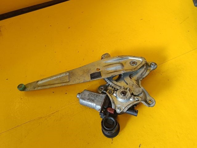 Toyota RAV4 (XA20) Jobb hátsó Ablakemelő Szerkezet (Elektromos) 8572032150 2. kép