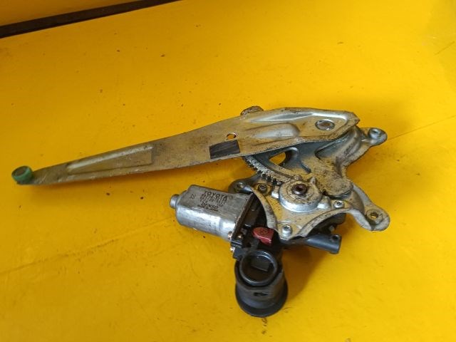 Toyota RAV4 (XA20) Jobb hátsó Ablakemelő Szerkezet (Elektromos) 8572032150 4. kép