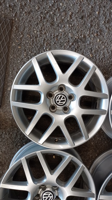  5x100 lyukosztású 6,5JJ 16" használt (gyári felni) alufelni 5. kép