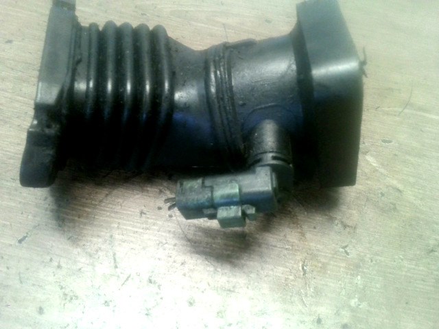 MAZDA 3 03.10-06.06 Légtömegmérő  1. kép