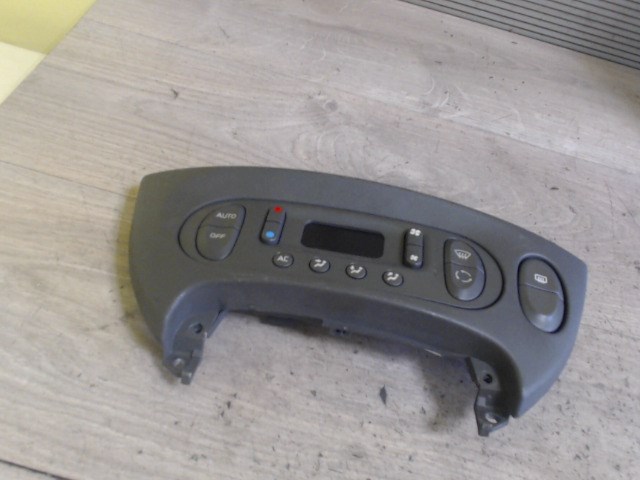 RENAULT MEGANE SCENIC 99-03 Fűtés vezérlő panel 1. kép