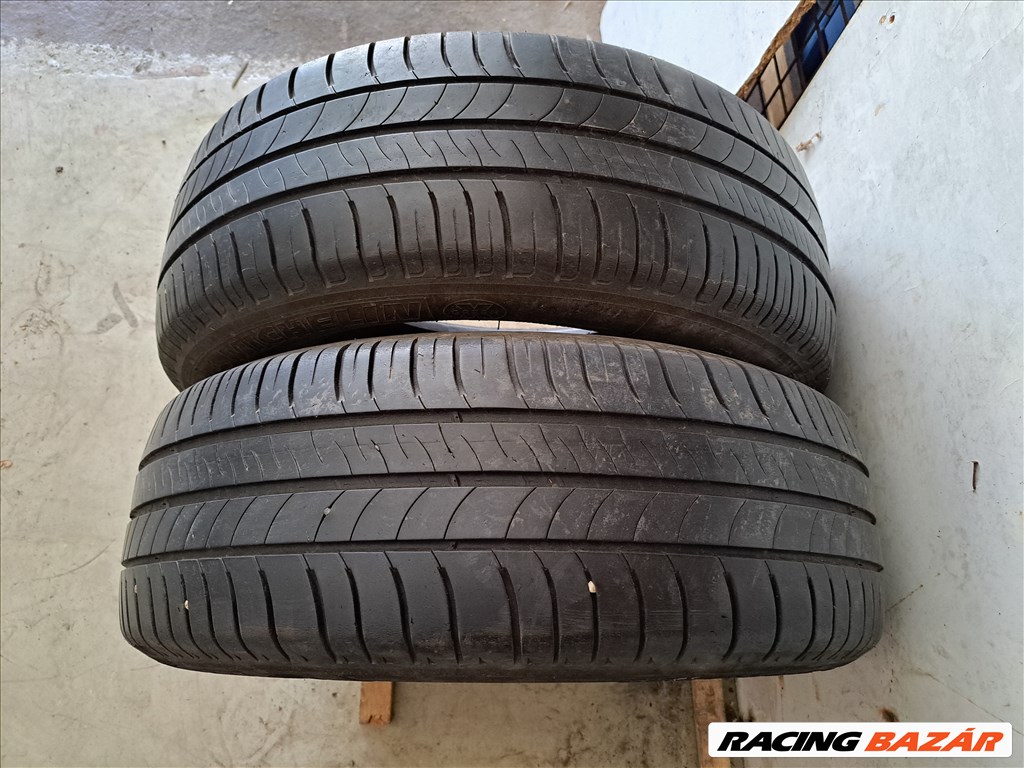 2db 205/60 R16 Michelin Energy Saver Nyári gumi eladó!!! 5000Ft/db Állapota: 5mm minta 1. kép