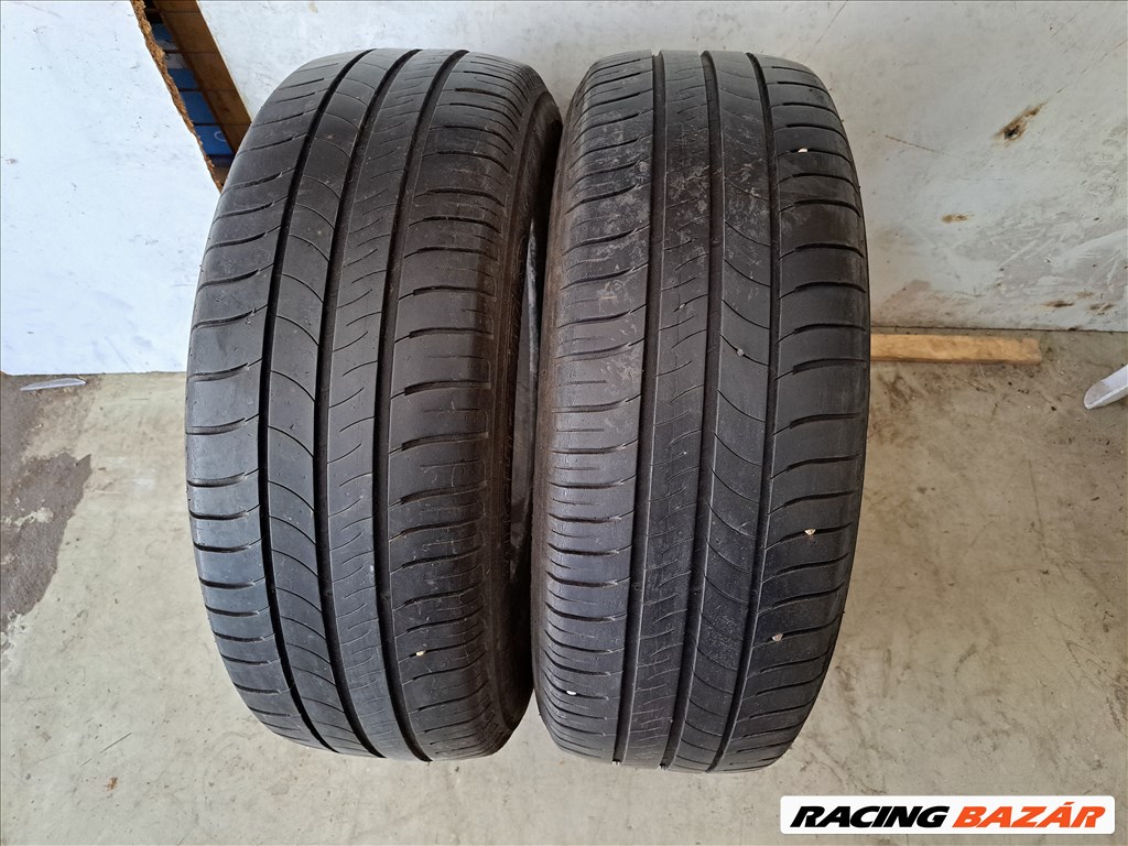 2db 205/60 R16 Michelin Energy Saver Nyári gumi eladó!!! 5000Ft/db Állapota: 5mm minta 2. kép