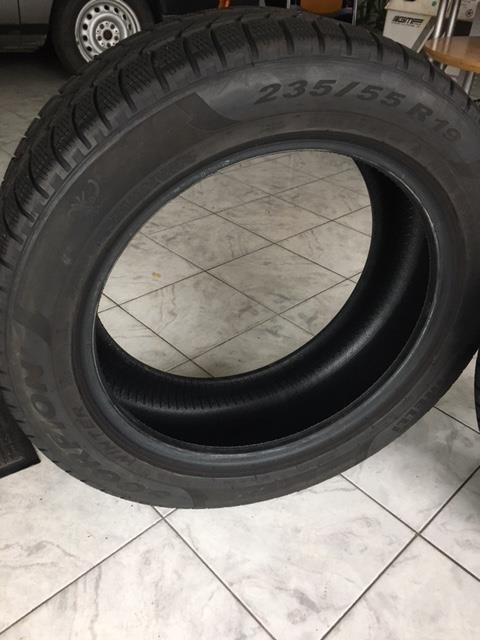  235/55 R19"  101H RunFlat használt Pirelli gumi 2. kép