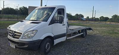 Autómentő Bérlés