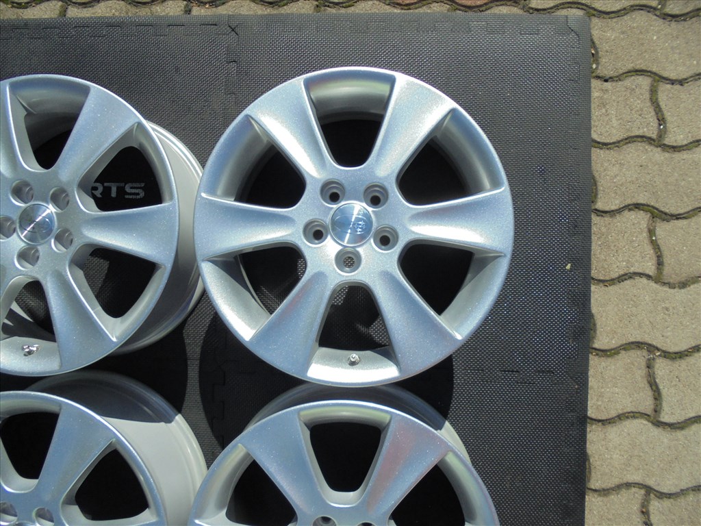 Új 16-os 5 x 100-as gyári Subaru alufelni eladó 4. kép