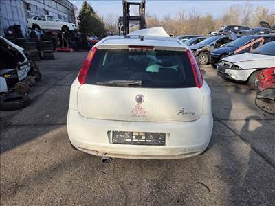 Fiat Grande Grande Punto 1.4 T-Jet 16V CSOMAGTÉR ajtó 