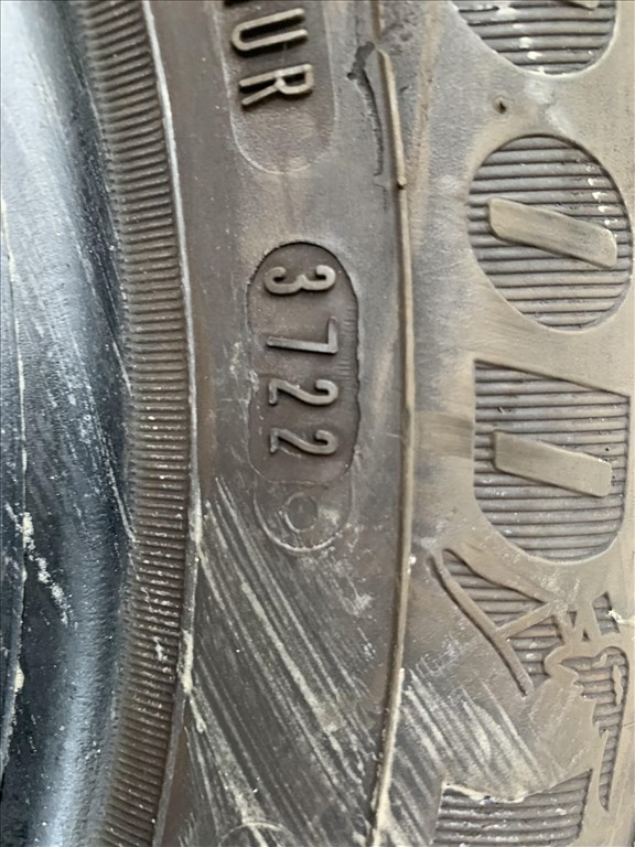  165/6514" használt Goodyear négyévszakos gumi gumi 5. kép