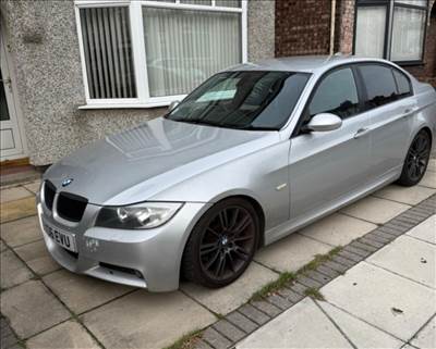 BMW 330d E90 bontott alkatrészei