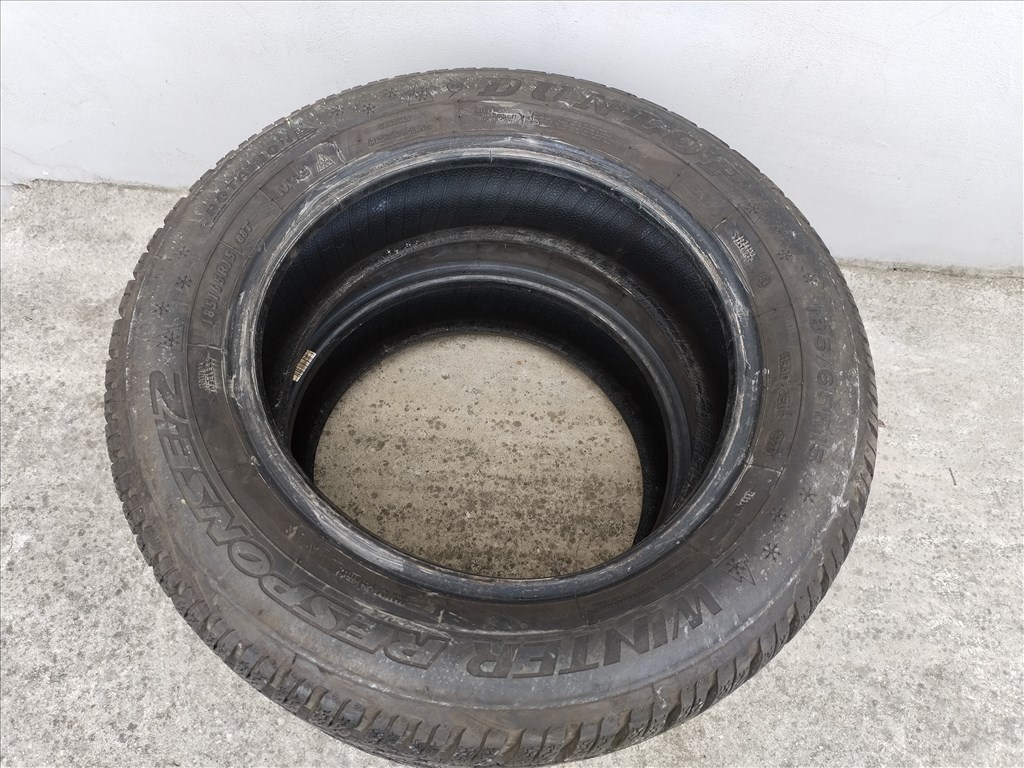  185/6515" újszerű Dunlop téli gumi 2 db 7,5 mm 2. kép