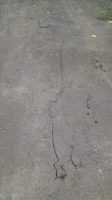 Audi A4 (B6) Alsó fékcső  1 db 5. kép