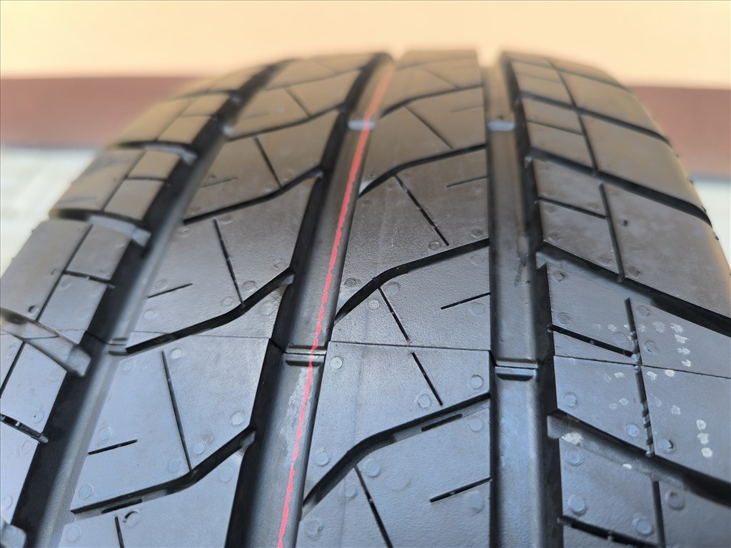 235/65R16C ÚJ Bridgestone nyári gumi garnitúra 235/65 r16c 6. kép
