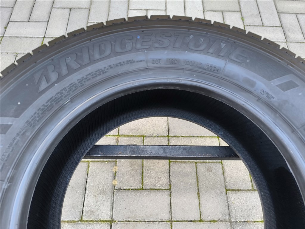 235/65R16C ÚJ Bridgestone nyári gumi garnitúra 235/65 r16c 10. kép