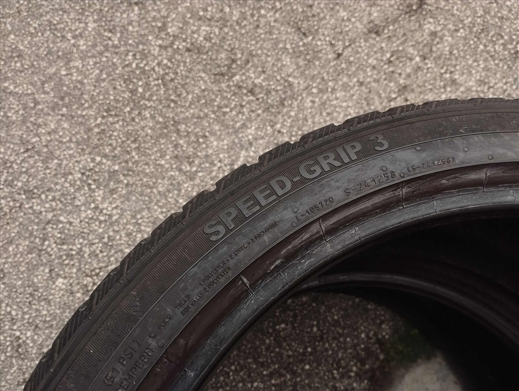 2db 255/35 19 Semperit téli gumi r19 " DOT20 6. kép