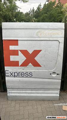 Mercedes W960 jobb tolóajtó magasított kivitel a9067307205