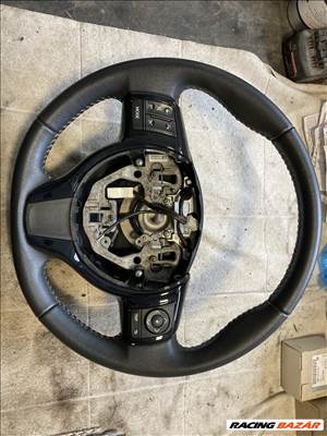 Toyota Yaris (XP130/XP150) Yaris 3 facelift kormány  45100od49024