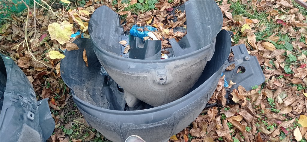 Opel Astra J 2.0 CDTI J astra dobbetét első hátsó jobb ball 1. kép