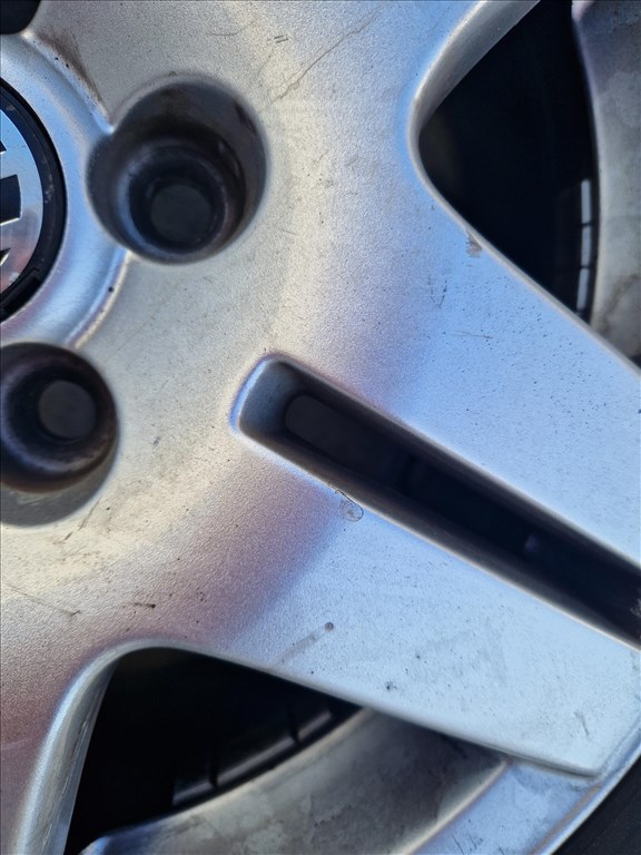  5x100 15" AVUS II alufelni garnitúra négyévszakos gumival (29963) 8. kép