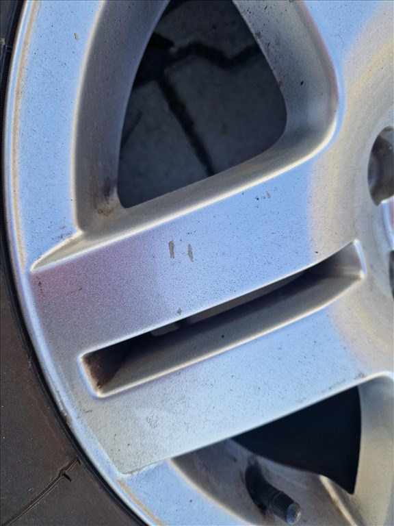  5x100 15" AVUS II alufelni garnitúra négyévszakos gumival (29963) 10. kép