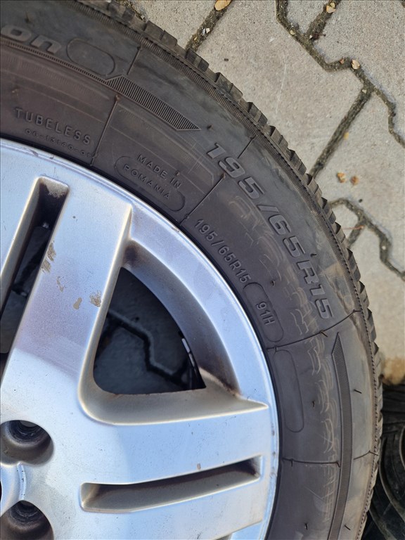  5x100 15" AVUS II alufelni garnitúra négyévszakos gumival (29963) 12. kép