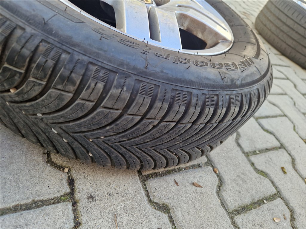  5x100 15" AVUS II alufelni garnitúra négyévszakos gumival (29963) 16. kép