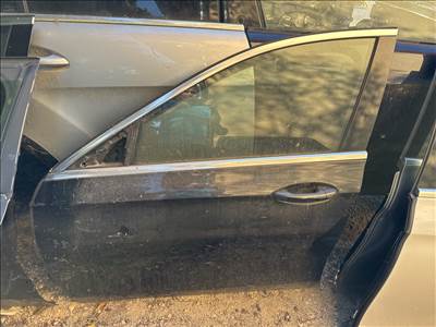 Mercedes E-osztály W213 213 E bal elso komplett ajto