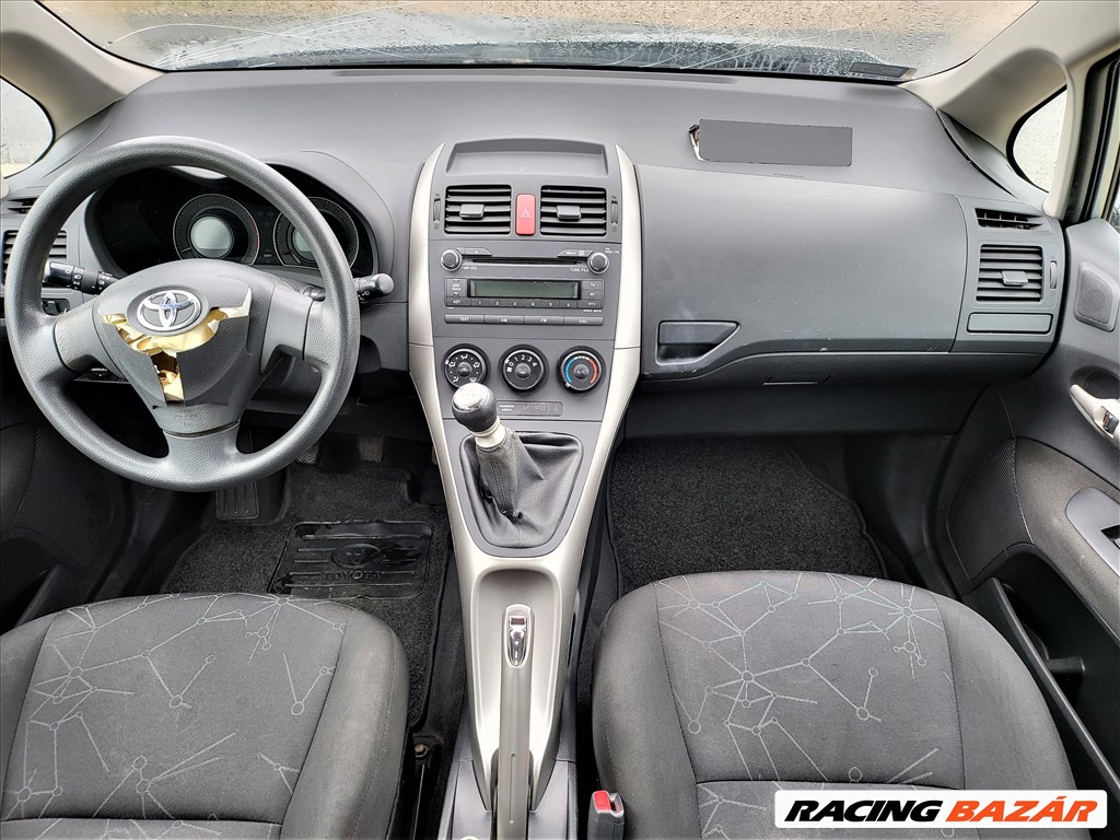 Toyota Auris 1.33 E150 ablaktörlő kar  2. kép