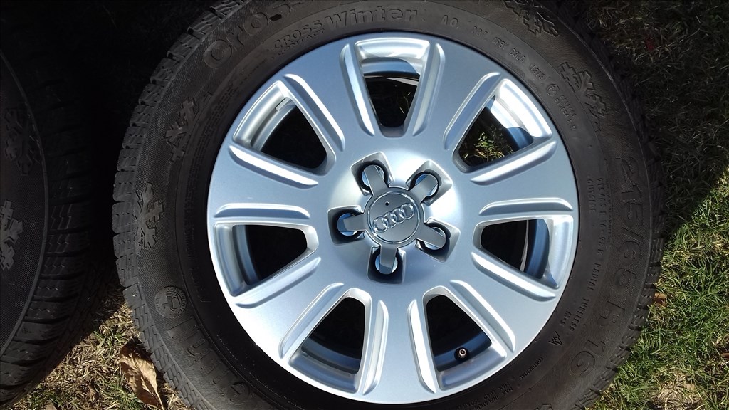  5x112 lyukosztású 6,5JJ 16" újszerű Audi Q3 (gyári felni) alufelni 4. kép