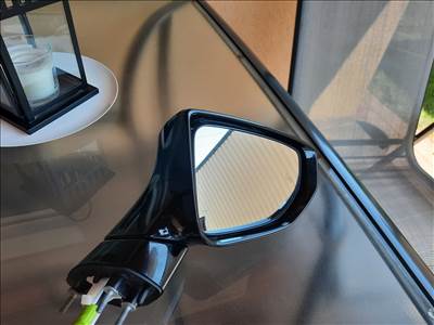 Lexus UX (ZA10) tükör 