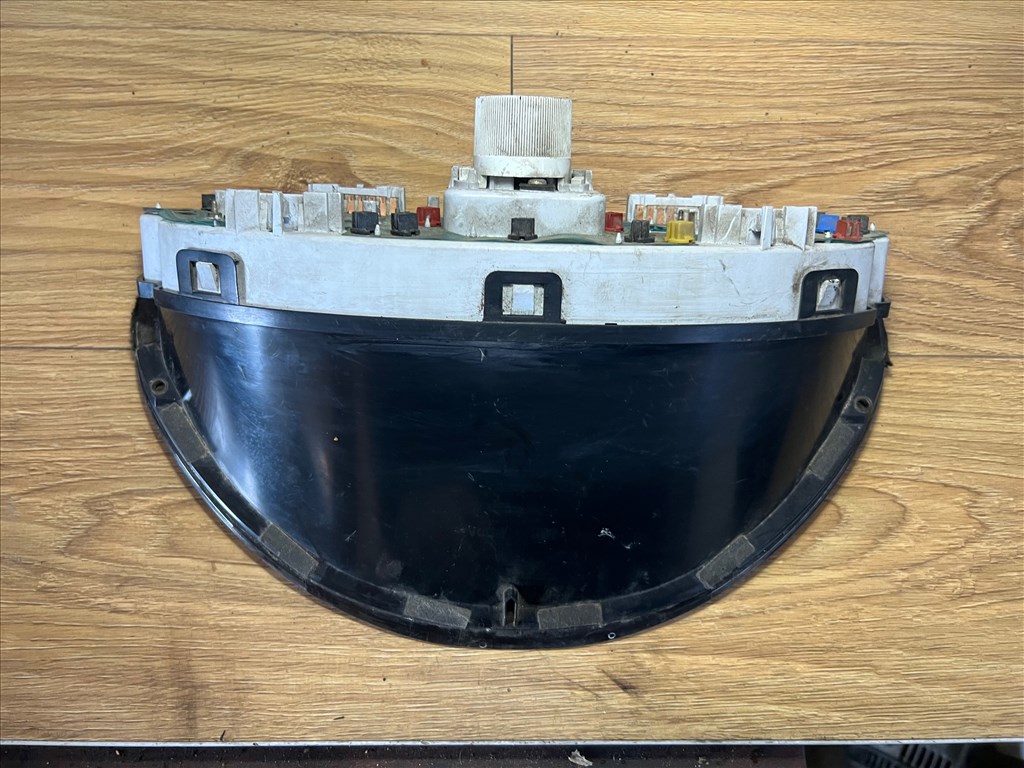 Fiat Punto I 1,2 16V (176) kilométeróra 606219001 3. kép