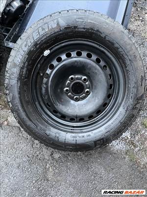 Ford Kuga felni + téli gumi 235/60R16