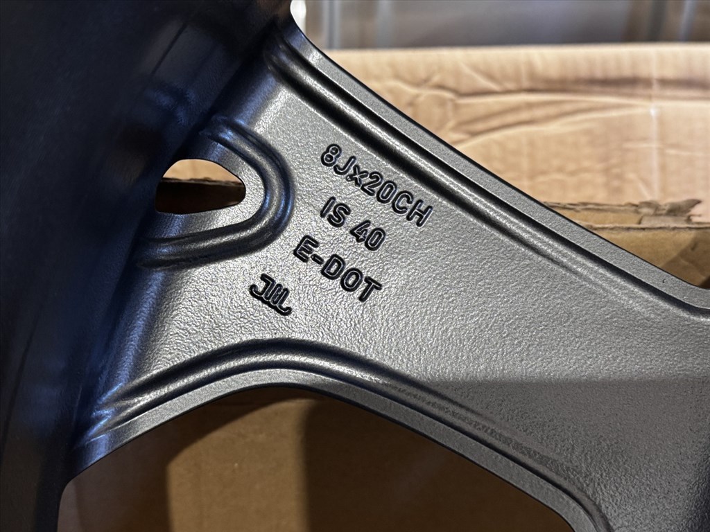 R20 Original Jaguar 8J ET40 - J9C3-1007-LA  1db alufelni felni 6. kép