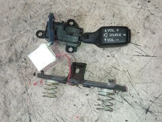 Mazda MPV (LW) Rádió / CD Kapcsoló *148660* 1. kép