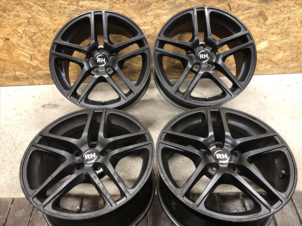 17 col 5x100 alufelni fekete VW, Toyota, Audi, Seat, Skoda 17 colos 1. kép