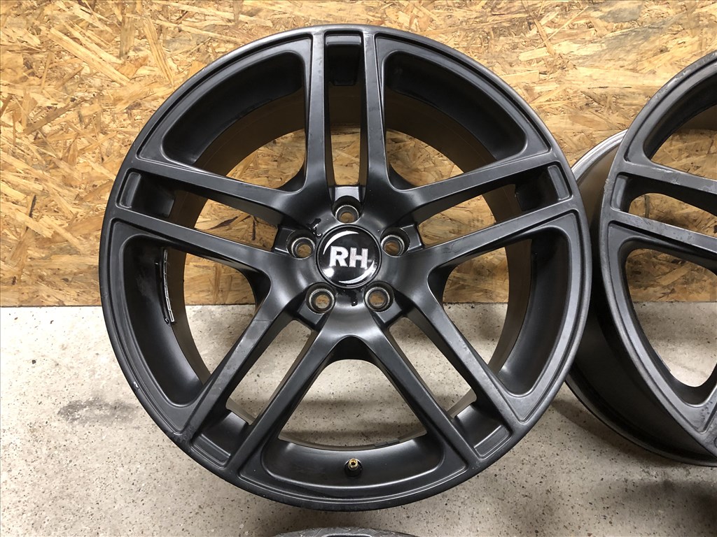 17 col 5x100 alufelni fekete VW, Toyota, Audi, Seat, Skoda 17 colos 6. kép