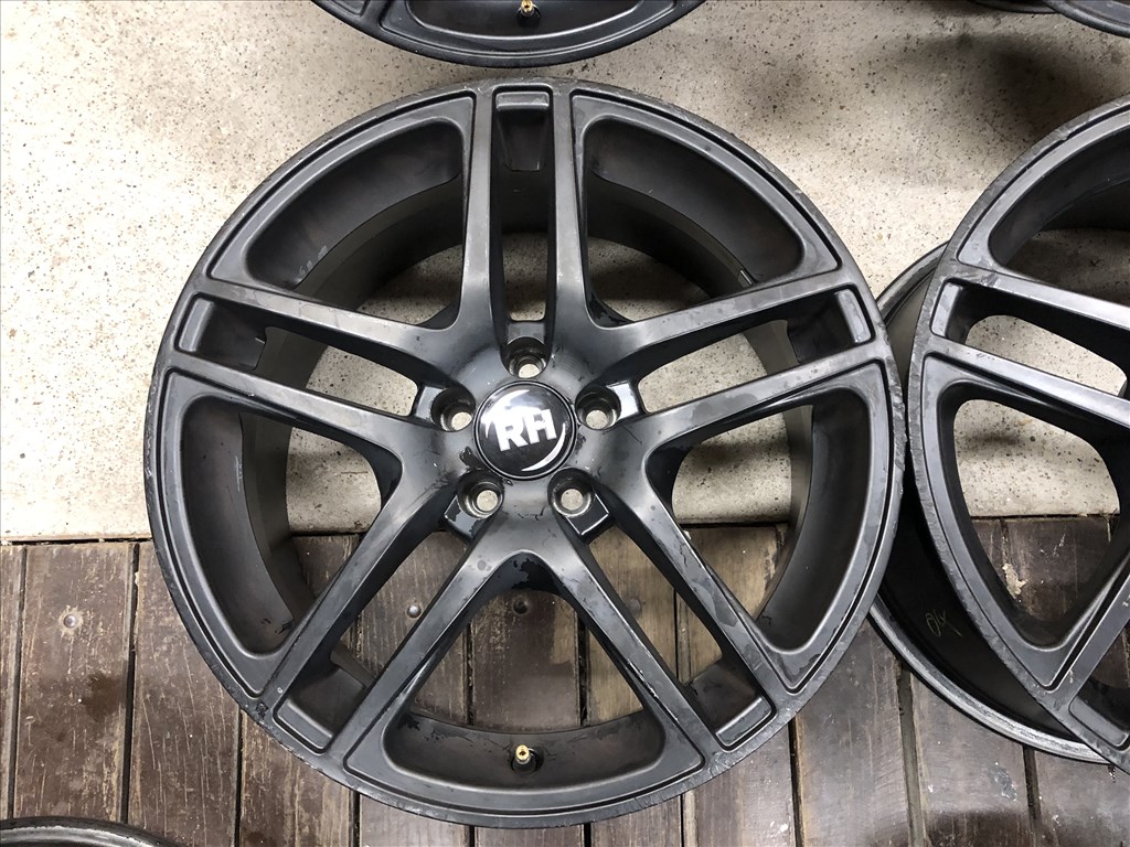 17 col 5x100 alufelni fekete VW, Toyota, Audi, Seat, Skoda 17 colos 8. kép