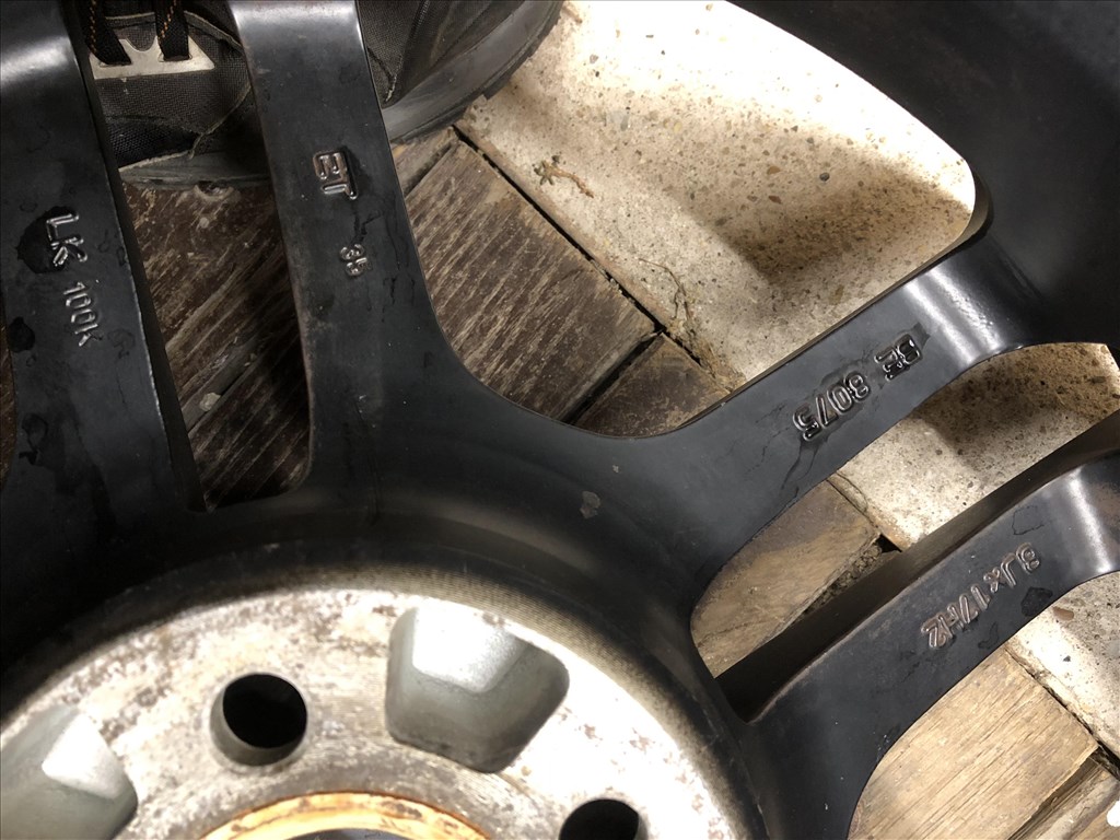 17 col 5x100 alufelni fekete VW, Toyota, Audi, Seat, Skoda 17 colos 11. kép