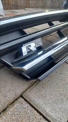 Volkswagen Tiguan II R-line díszrács 