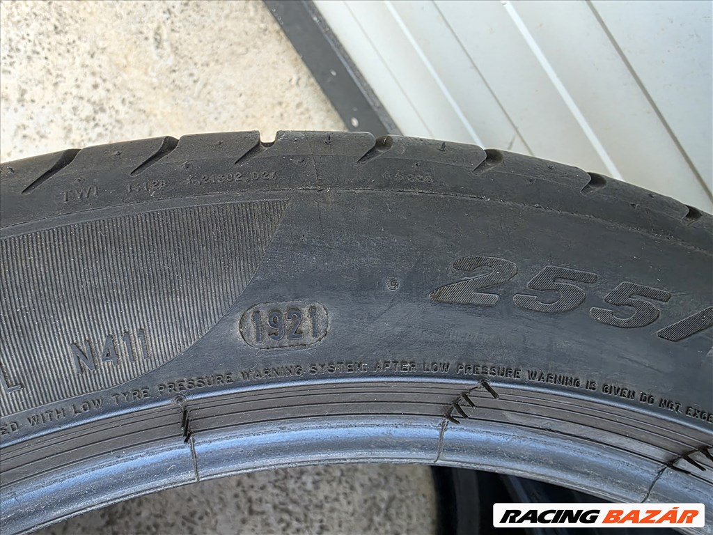 255/40R19 Pirelli gumi 2db szinte újszerű állapotban eladó! 9. kép