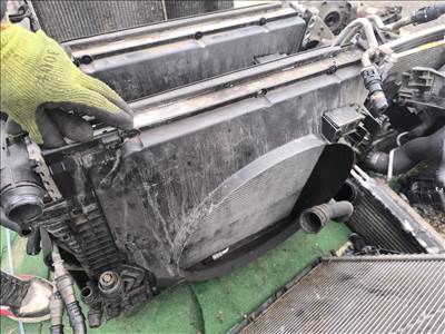 BMW X5 E53 vízhűtő  17117787931