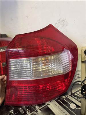 BMW 1-es sorozat E81, E82, E87, E88 Bmw E87 régi jobb hátsó lámpa  6924502