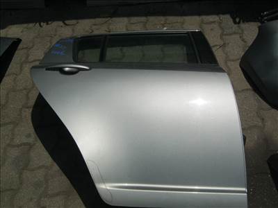 Suzuki Swift IV jobb hátsó ajtó 